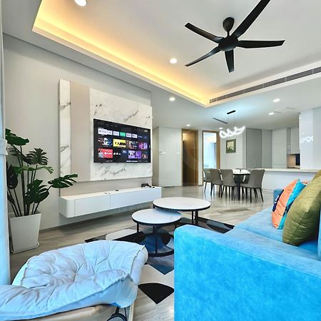Ferienwohnung PineTree Puteri Harbour @ UHA Nusajaya  Exterior foto